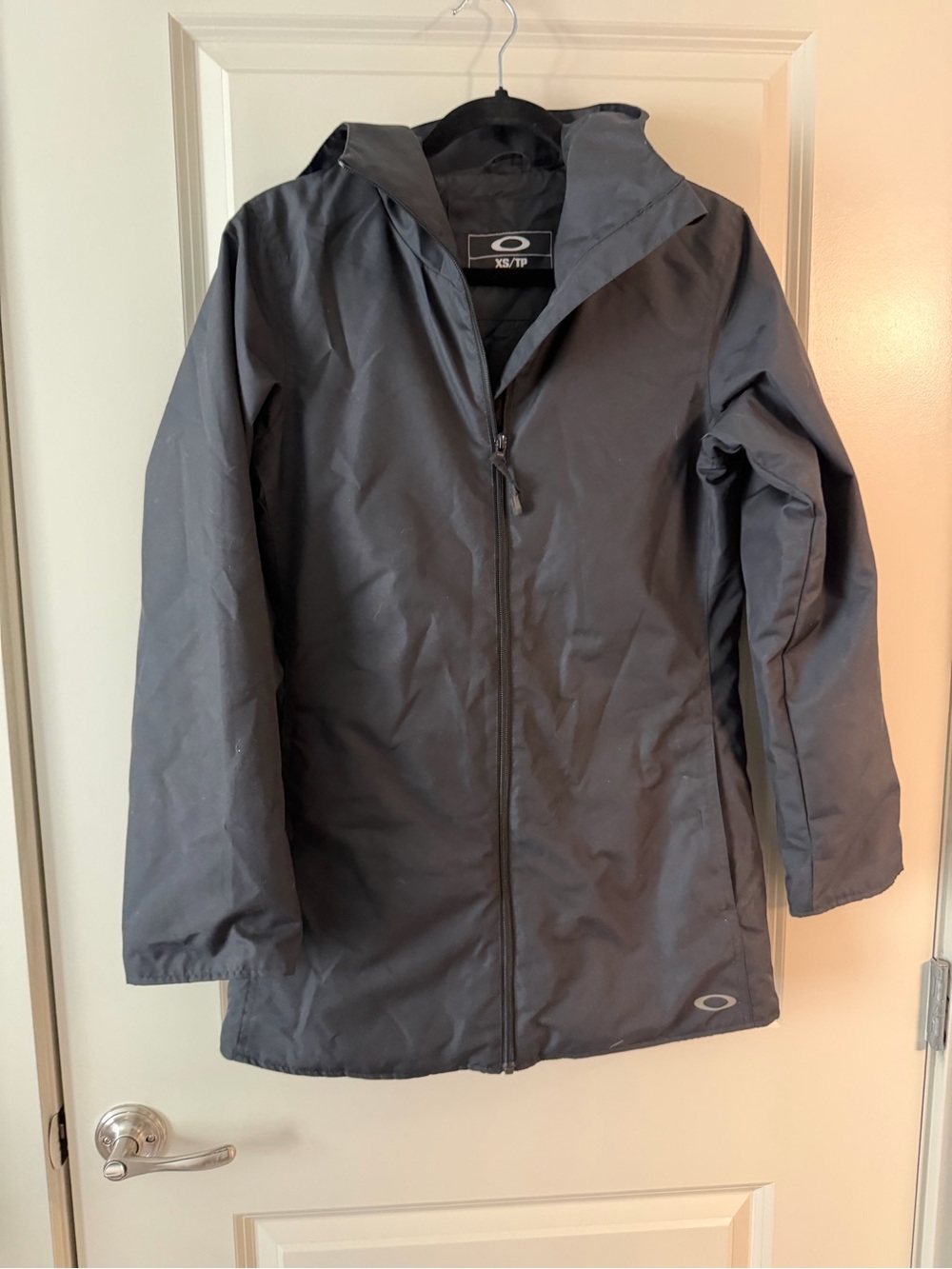 Oakley Women's Hooded Jacket - Black